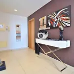 شقة Rubeus *