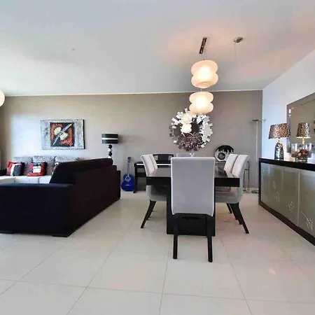 Rubeus Daire Caniço